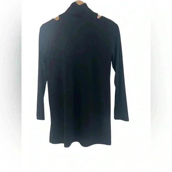 Clara Sun Woo Black Cold Shoulder Tunic Top - Picture 6 of 6